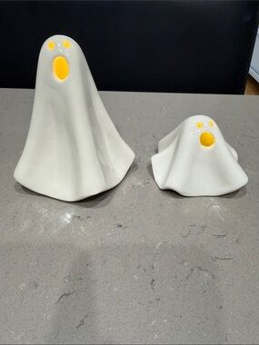 Crate&Barrel Ceramic Ghosts Set of Two Figurine with light